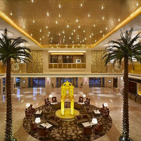 Sovereign Hotel Zhanjiang Exterior photo